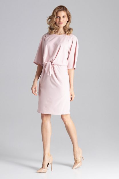 Biznesowa sukienka z wiązaniem różowa
