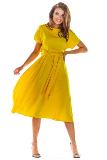 Sukienka z szerokim wiązaniem żółta