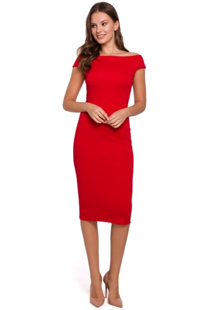 Sukienka z opadającymi ramionami czerwona