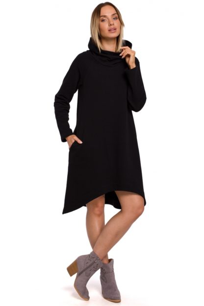 Asymetryczna sukienka z szerokim golfem czarna