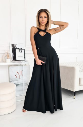 Długa suknia z wyciętym dekoltem czarna
