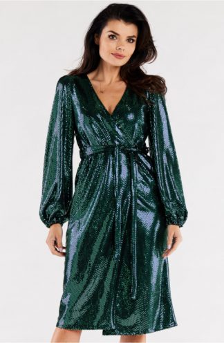 Błyszcząca sukienka midi z kopertowym dekoltem zielona
